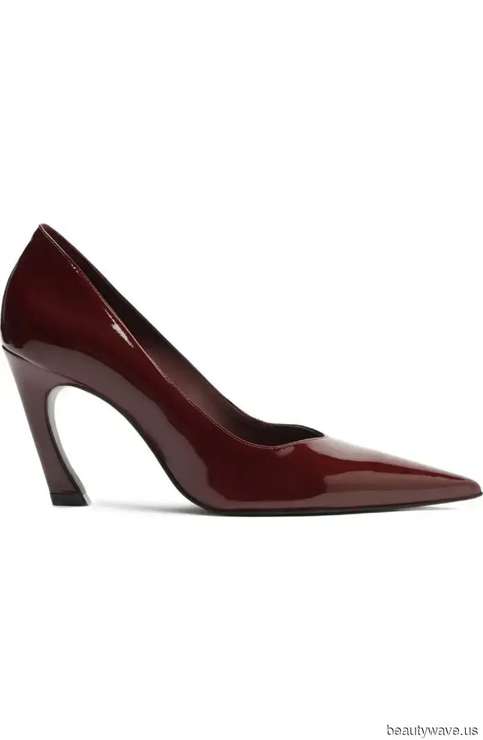 Se la scelta è tra décolleté nere e questo colore di tendenza, le It Girls sanno che quest'ultimo sembra più cool.