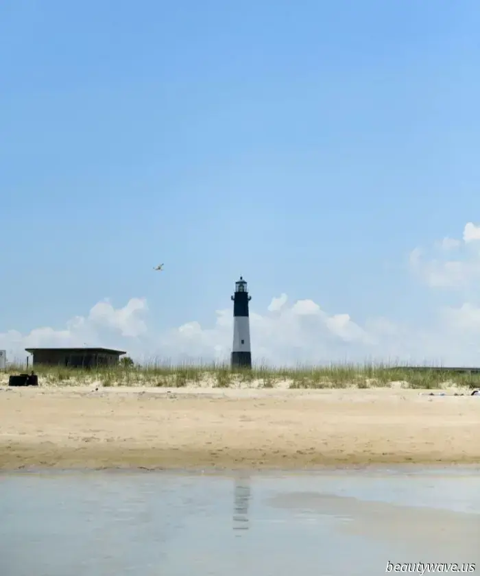 15 Coastal Grandma-Inspired Locations That Seem Plucked From a Nancy Meyers Film