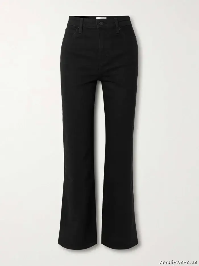 I'll be able to tell you're a fashion enthusiast if I spot you wearing jeans like *this* in 2025.