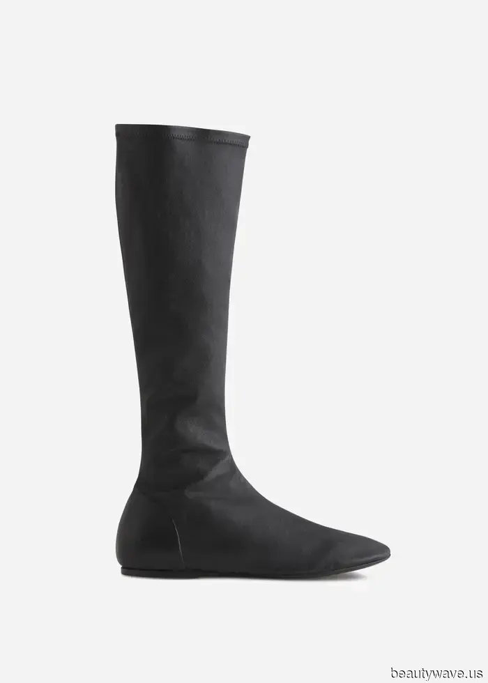 Move over, riding boots—I've recently been opting for this flat boot trend more frequently.