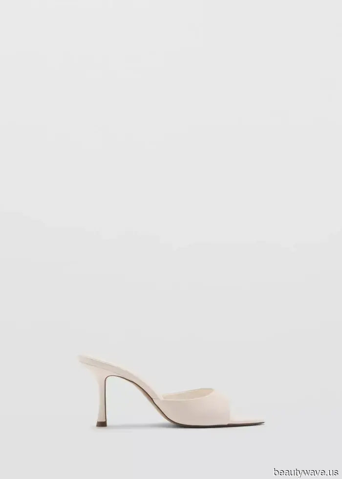 Non Sandali&mdash;Le persone alla moda stanno passando dai jeans a questa tendenza di scarpe più chic