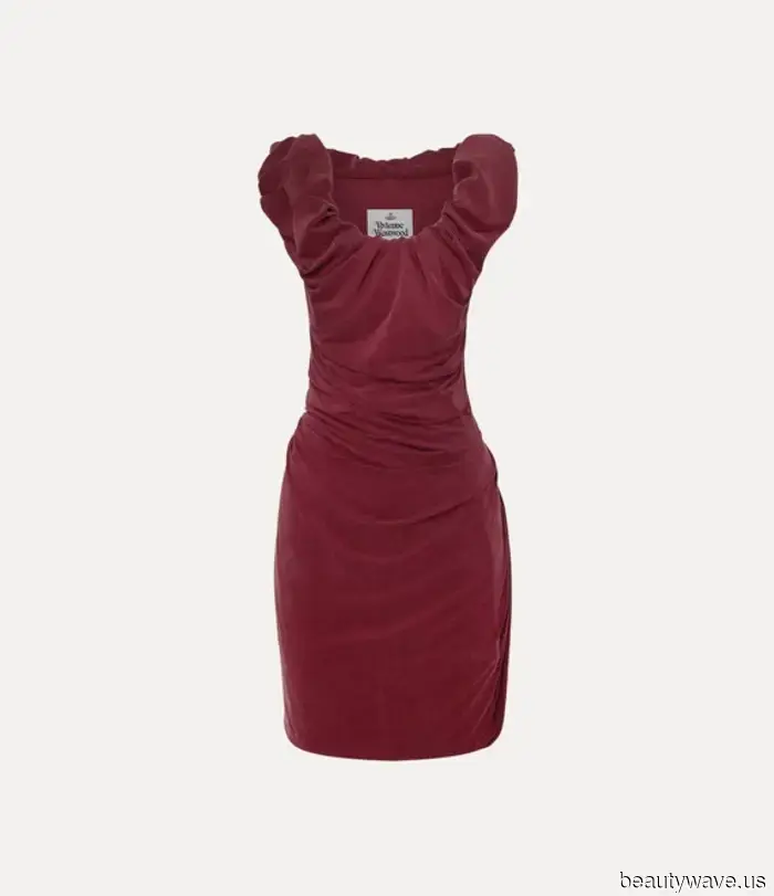 Todo el mundo sabe que Sylvie es el personaje mejor vestido de Emily en París&mdash;he rastreado sus looks más elegantes.