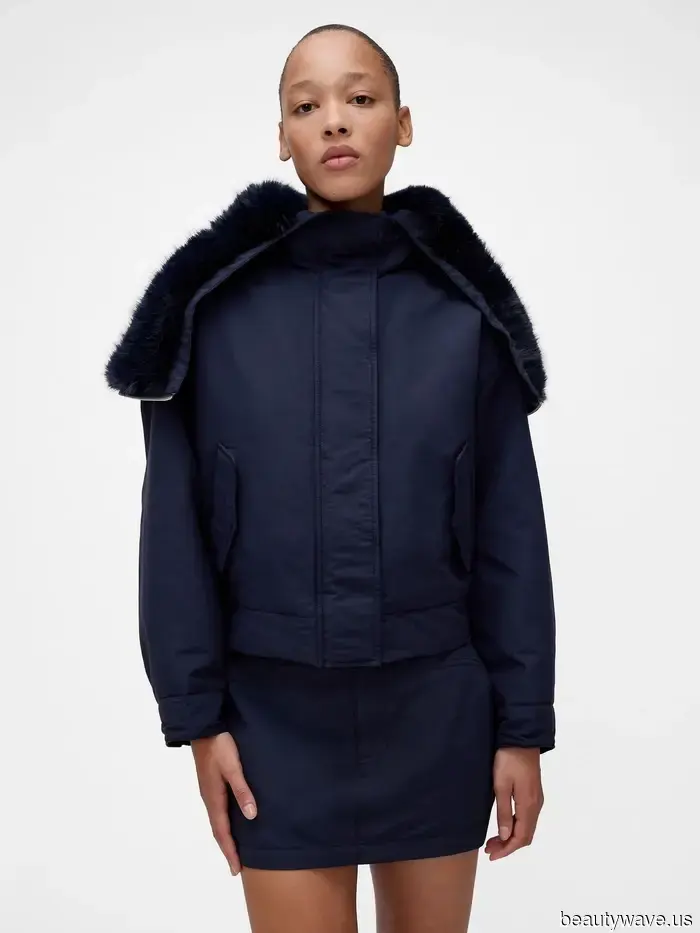 I just tried on GapStudio's Winter 2025 Collection—four outfits that made me feel like a '90s model.