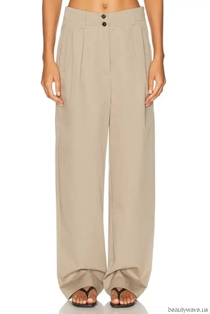 The "Dull" Pant Trend for Fall 2025 That Stylish Individuals Are Swapping Their Black Trousers For