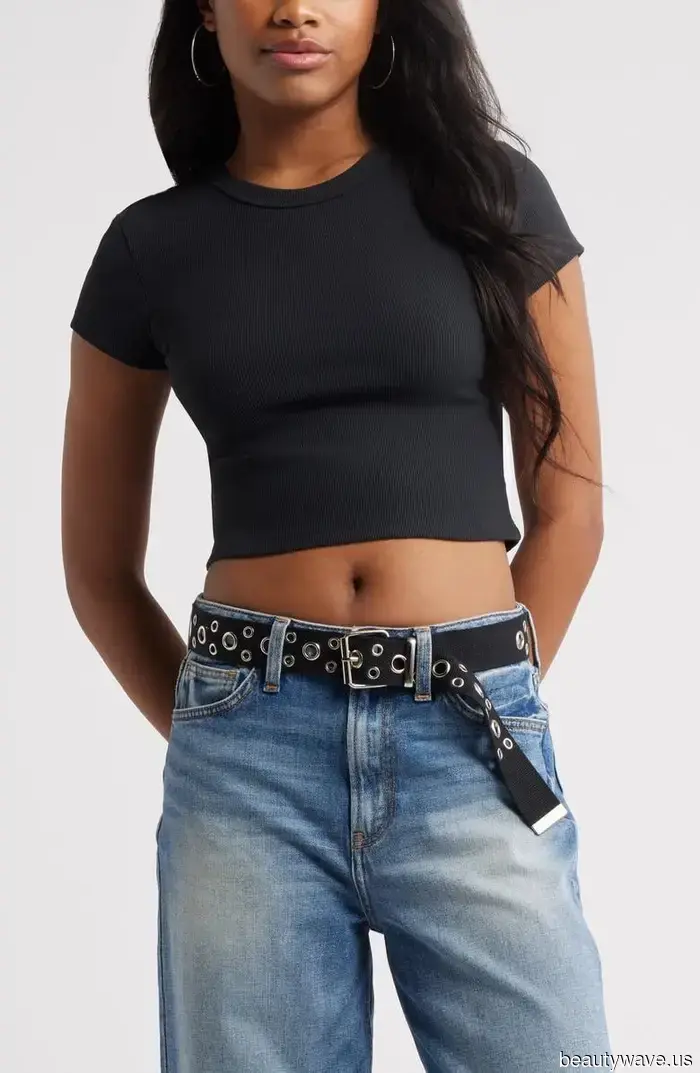 Это летняя форма, которую носит крутая молодежь поколения Z в Лос-Анджелесе вместо шорт и майки.