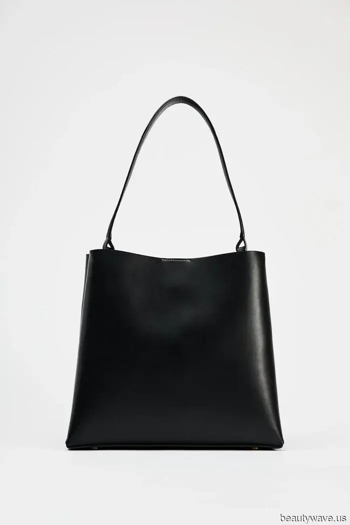 Ho appena scoperto che le borse più chic di Zara possono essere personalizzate&mdash;ora le regalo a tutti…