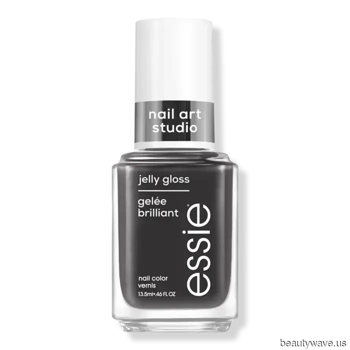 I have a talent for identifying nail trends before they become popular—this edgy design is on the rise.