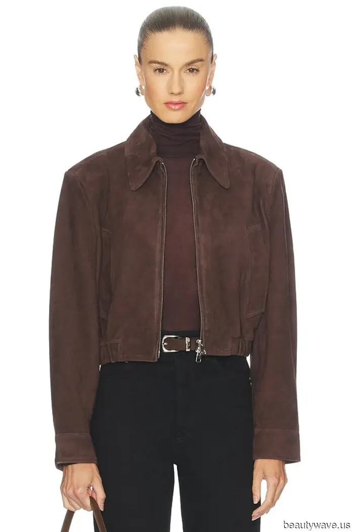 The Most Stylish Women in Paris Turn to These Outfit Combinations When Autumn Comes.