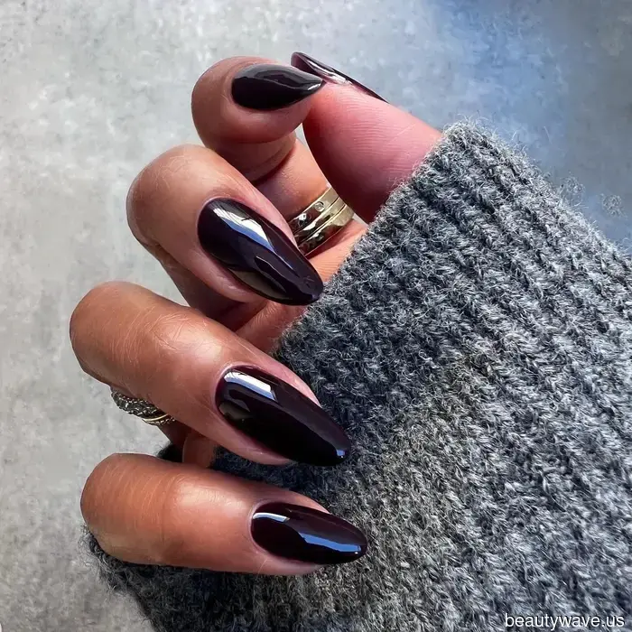 7 colores de uñas que las personas más elegantes están usando en sus manos este diciembre