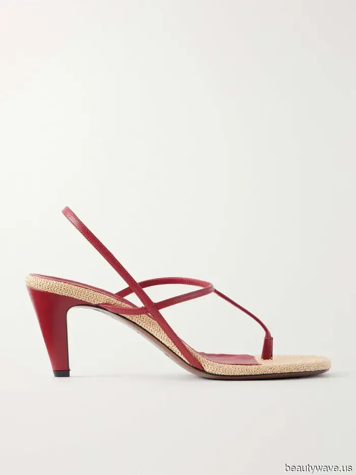 Black heels are acceptable, but women from Italy and France understand that these colors complement white dresses more effectively.