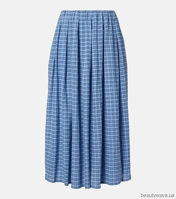 Seen in Paris and London: The Print Trend Replacing Polka Dots This Summer