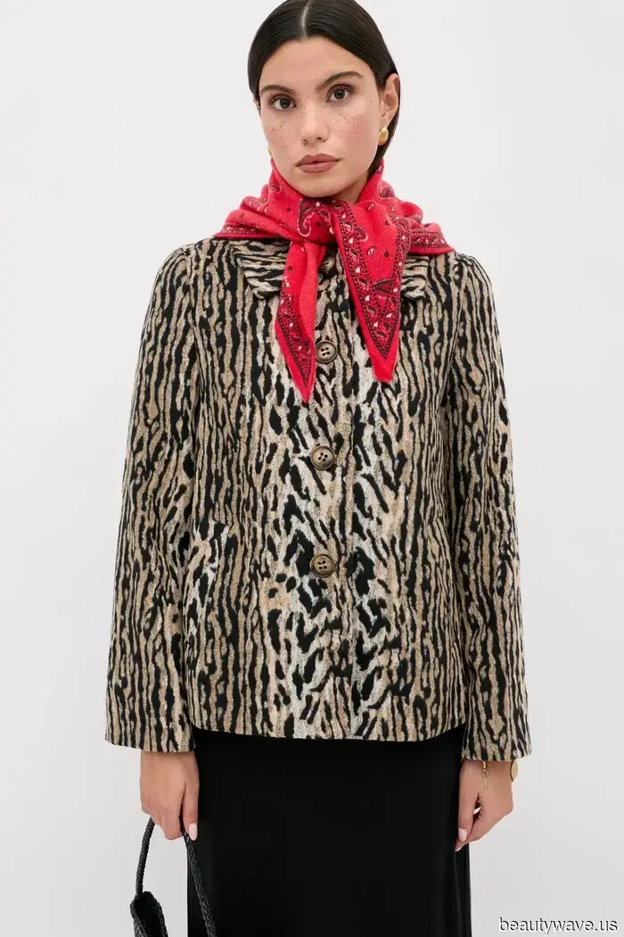 3 Surprising Color Trends That Elevate Animal Print, Based on Insights from Fashionable Individuals in Paris and London