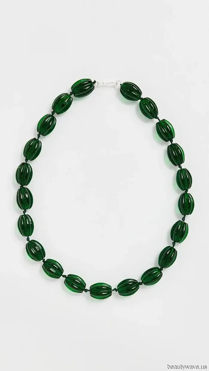 5 Jewelry Trends I'm Investing In This Summer to Elevate My Simple Outfits and Make Them Look Chic and Luxurious