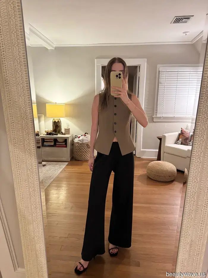 Soy una mamá fashion que trabaja en Nueva York&mdash;Estos son los tops elegantes que uso con jeans y pantalones.