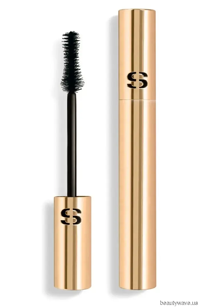 Trust me, you won't be disappointed with this $1792 French Advent calendar that also serves as jewelry storage.