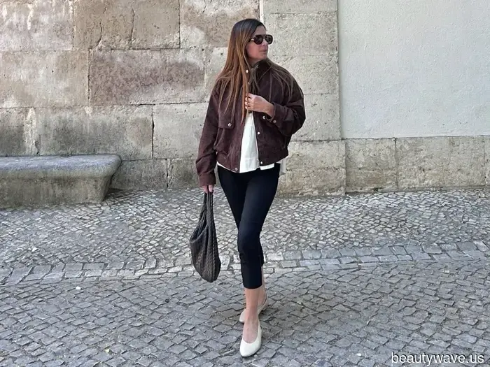 Wenn Sie 2026 Leggings zum Flughafen tragen möchten, kombinieren Sie sie mit diesen teuer aussehenden Schuhen.