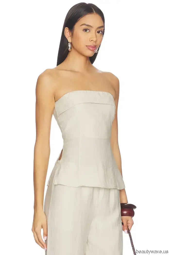 These Fresh Methods of Styling Jeans Look Much More Refined for Summer 2026.