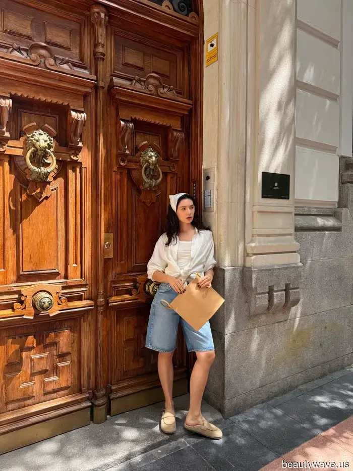 The most fashionable women I know are pairing shorts with these classic shoe trends this summer.