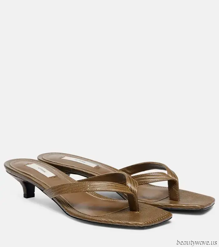 To achieve a stylish fashion-forward look, pair this shoe trend with cropped pants.