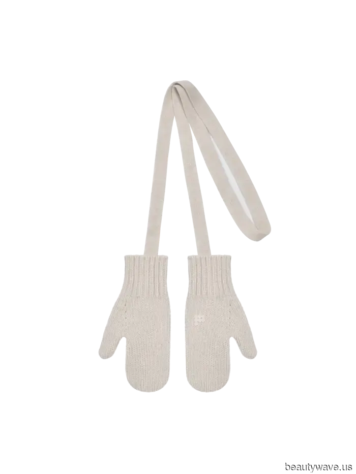 I Only Purchase Cashmere When It's Discounted—Here Are the Best Cozy Deals From the Black Friday Sales.