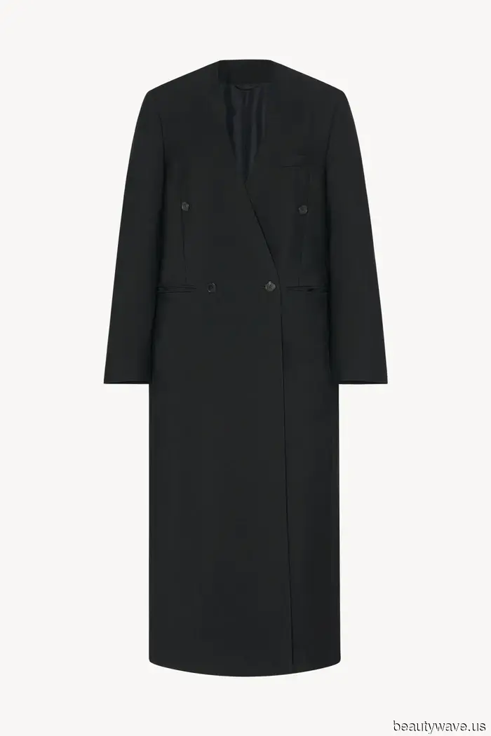 The Ashley Olsen Method for Styling Simple Black Coats to Appear Chic Rather Than Dull
