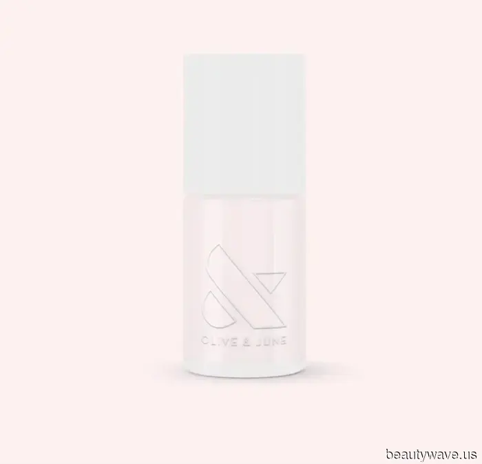 Experts Recommend: This May, Your Nail Appointment Should Feature These Luxurious, Trendy Colors
