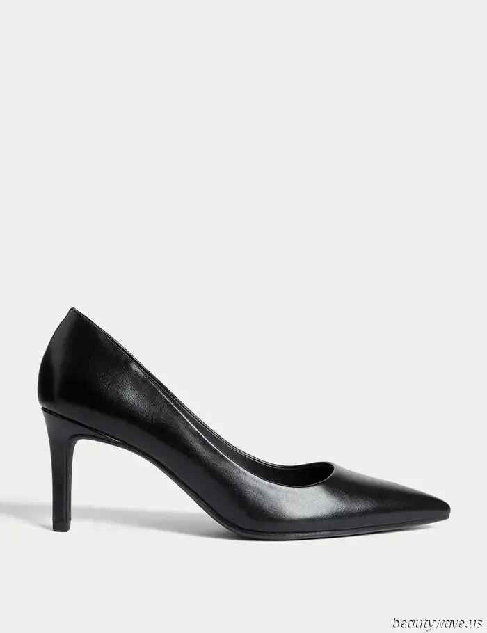 Apologies, Flats—These Unfashionable Heels Have Become Every French Woman’s Subtle Choice for an Evening Out in Paris.