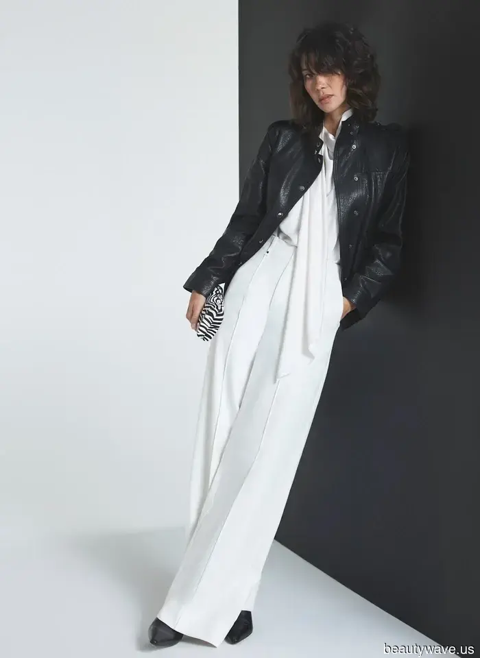 These two essential winter wardrobe pieces are crucial for creating one of the most sophisticated outfit combinations imaginable.