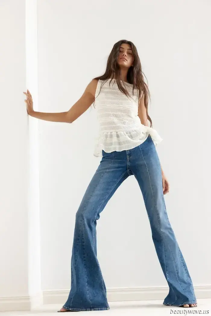 No dejes que tus skinny jeans se enteren — están siendo reemplazados por esta tendencia vaquera anticuada pero chic.