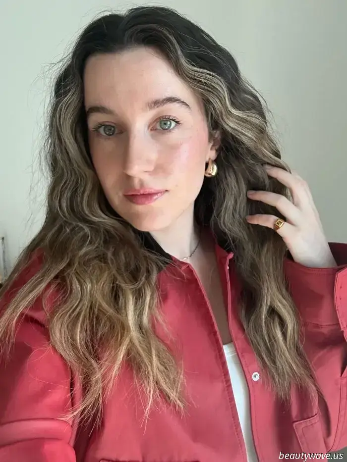 My oily skin always struggled during the summer until I made this easy adjustment to my skincare routine.