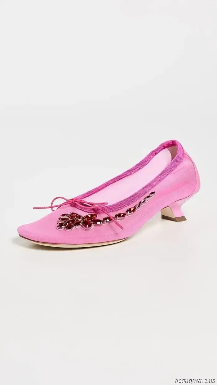I Tried the Most Outrageous Clear Shoe Trend of 2025, and It Turns Out It's Quite Simple to Style.