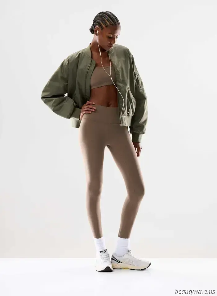 Certainly, black leggings are classic, but this colorful alternative is what fashion enthusiasts are *truly* wearing in 2025.
