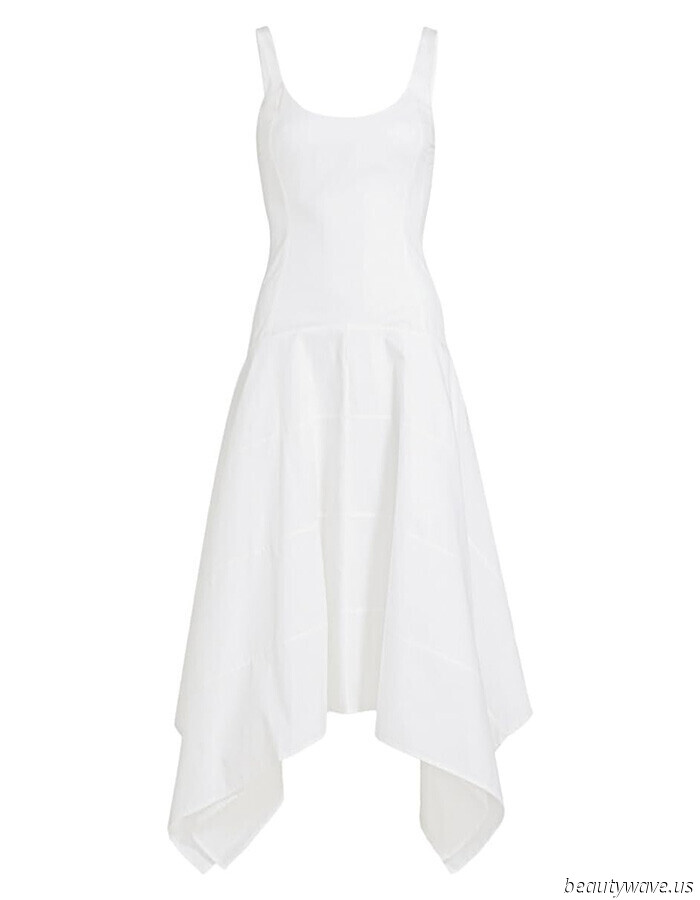 Saks has officially launched on Amazon—check out the fashion and beauty products I'm interested in.