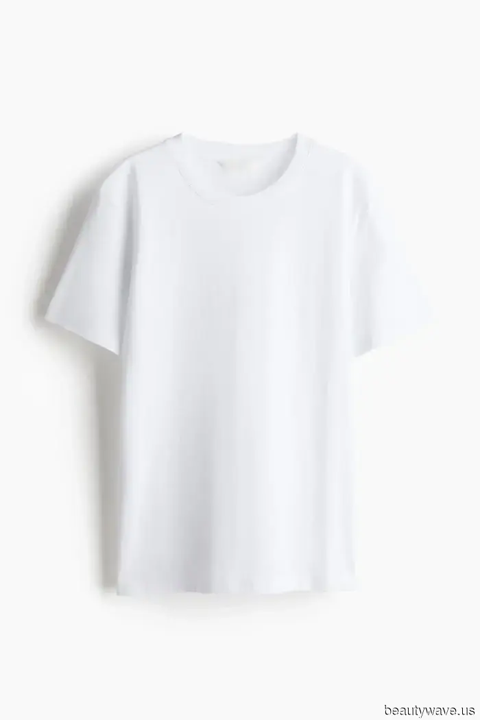 Forget about Parisian style—this fall, every stylish person is embracing a different aesthetic.