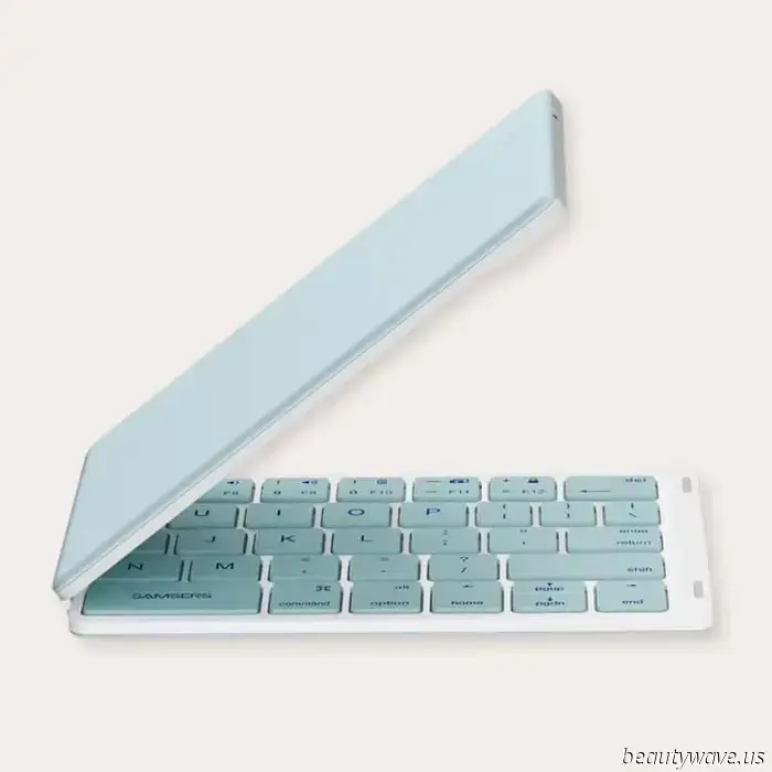 21 Essential Desk Items for Summer That Will Assist You in Leaving Work on Time