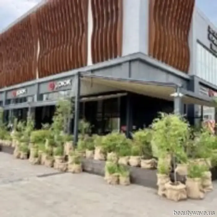 En VDNH se ha inaugurado un nuevo "Uryuk" - un restaurante de cocina de Oriente Medio de Anton Viner.