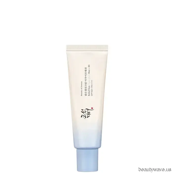 Numerous experts have validated this: This is the proper sequence for applying your skincare products.