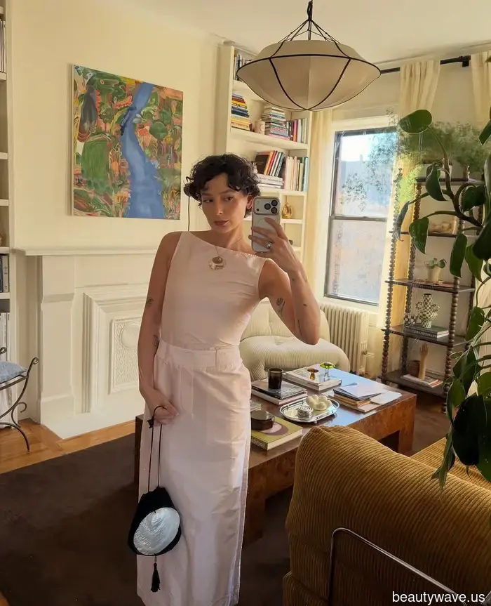 This Basic Piece Is Already Shaping the Cool-Girl Aesthetic for Spring