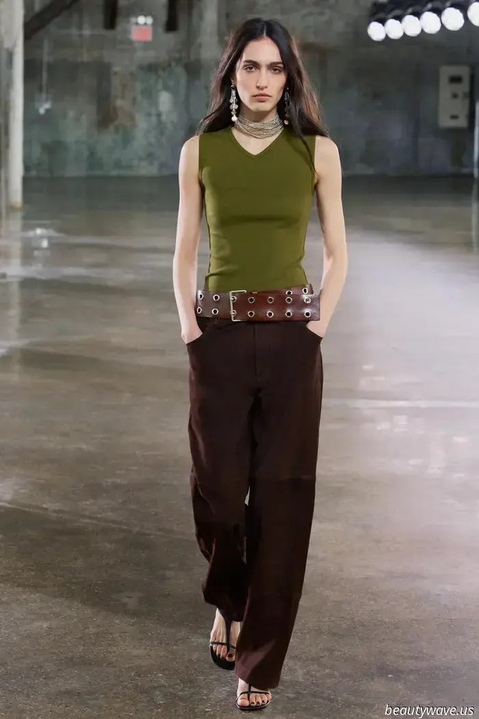 The Two Tank Top Trends That Elevate Every Outfit to Its Best in 2025