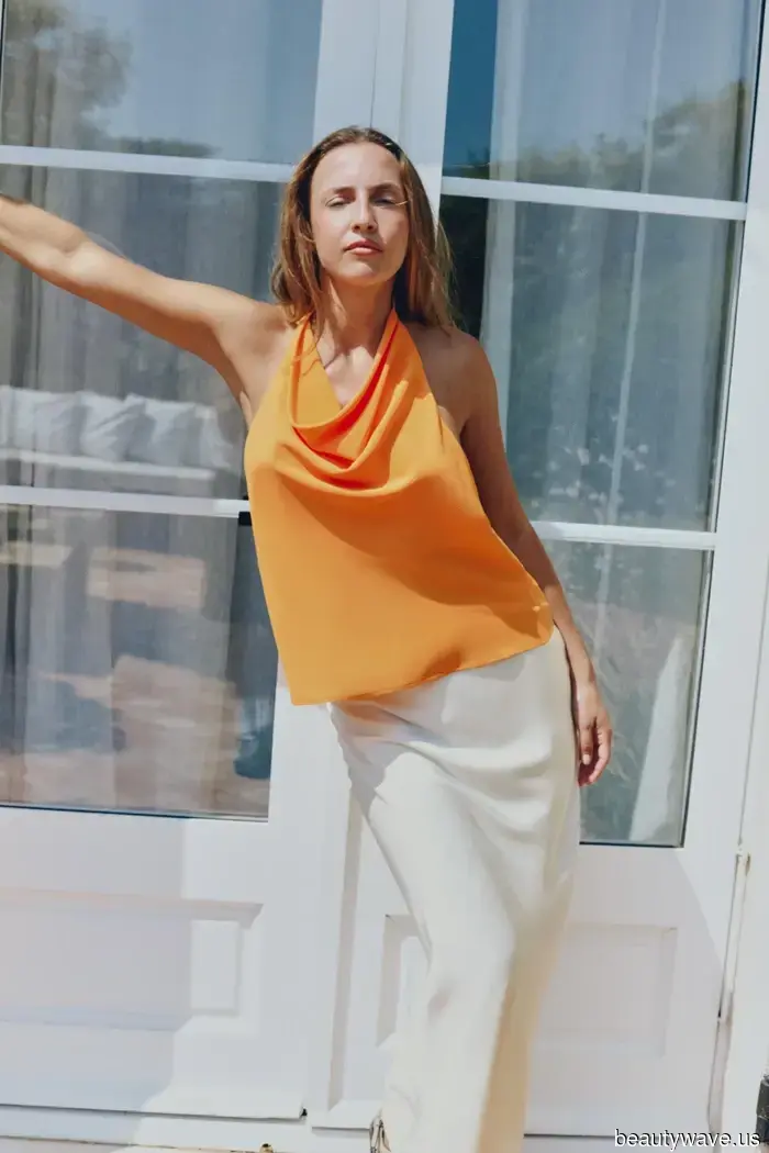 No Need for Color Coordination—This Summer Outfit Trend Is All About Fashion Happiness