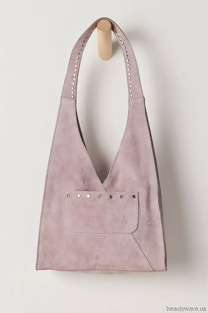 I just returned from Barcelona and Amsterdam—every girl had this non-minimalist bag with her.