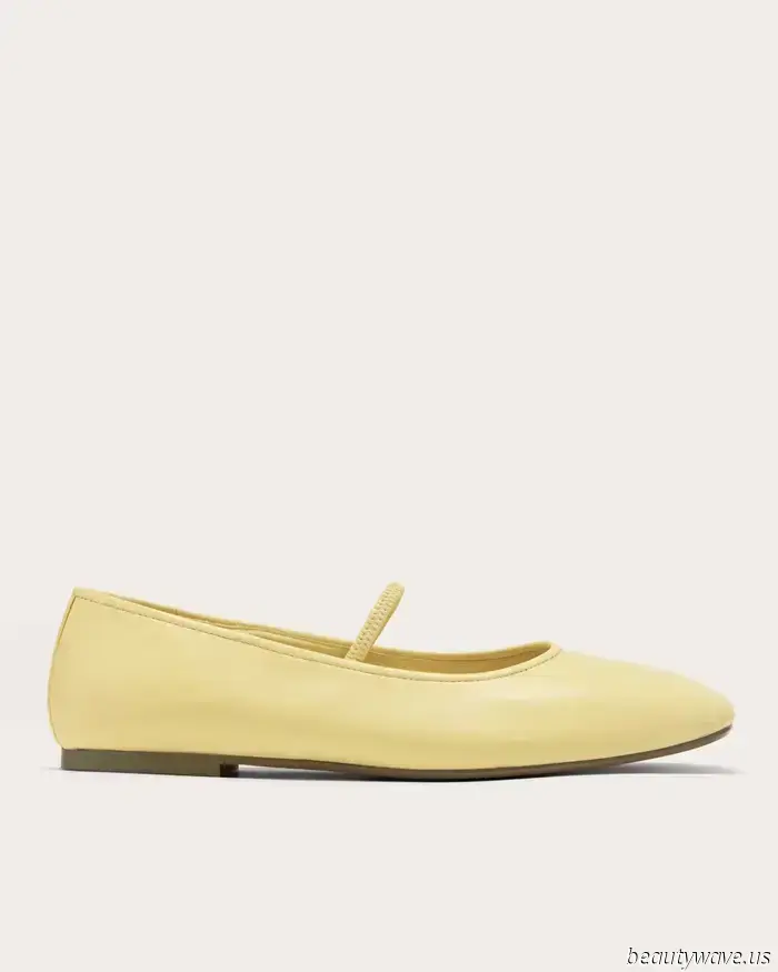 It's Official: This Is *the* Shoe Color Trend to Bring on Your Summer Trips