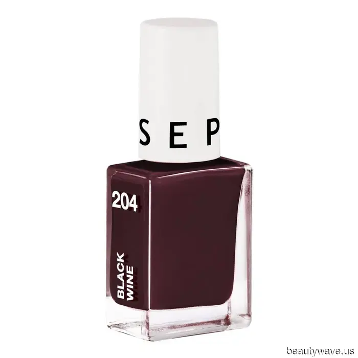 It's official: Berry nails are the most stylish way to sport color throughout the year.