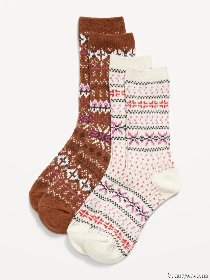 21 Autumnal Items from Gap and Old Navy That Are Perfect for a New England Leaf-Peeping Excursion