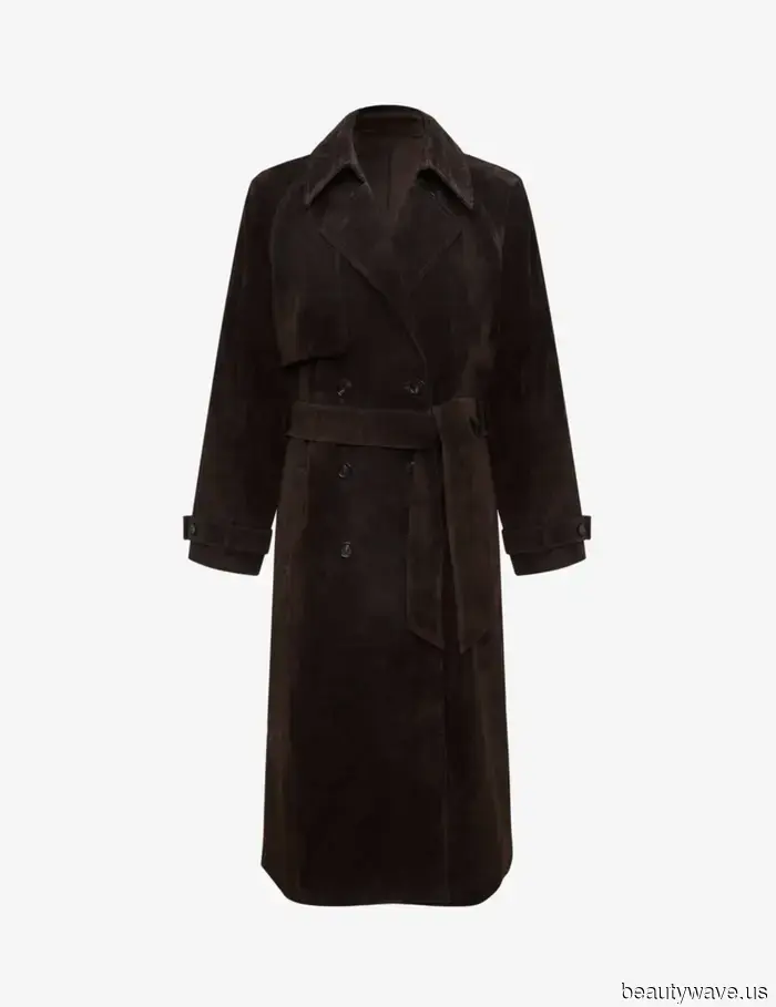 Cooler Than a Trench—This Coat Trend Is Subtly Dominating for Fall.