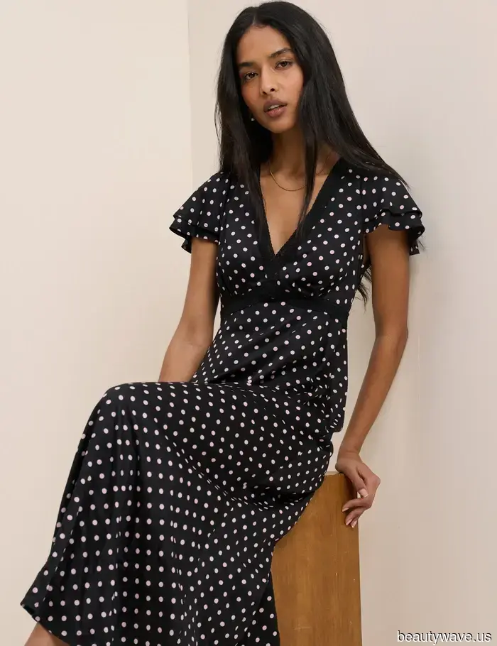 Las mujeres más elegantes que conozco compran todos sus vestidos de verano en esta marca de moda&mdash;15 estilos que se venden rápido.