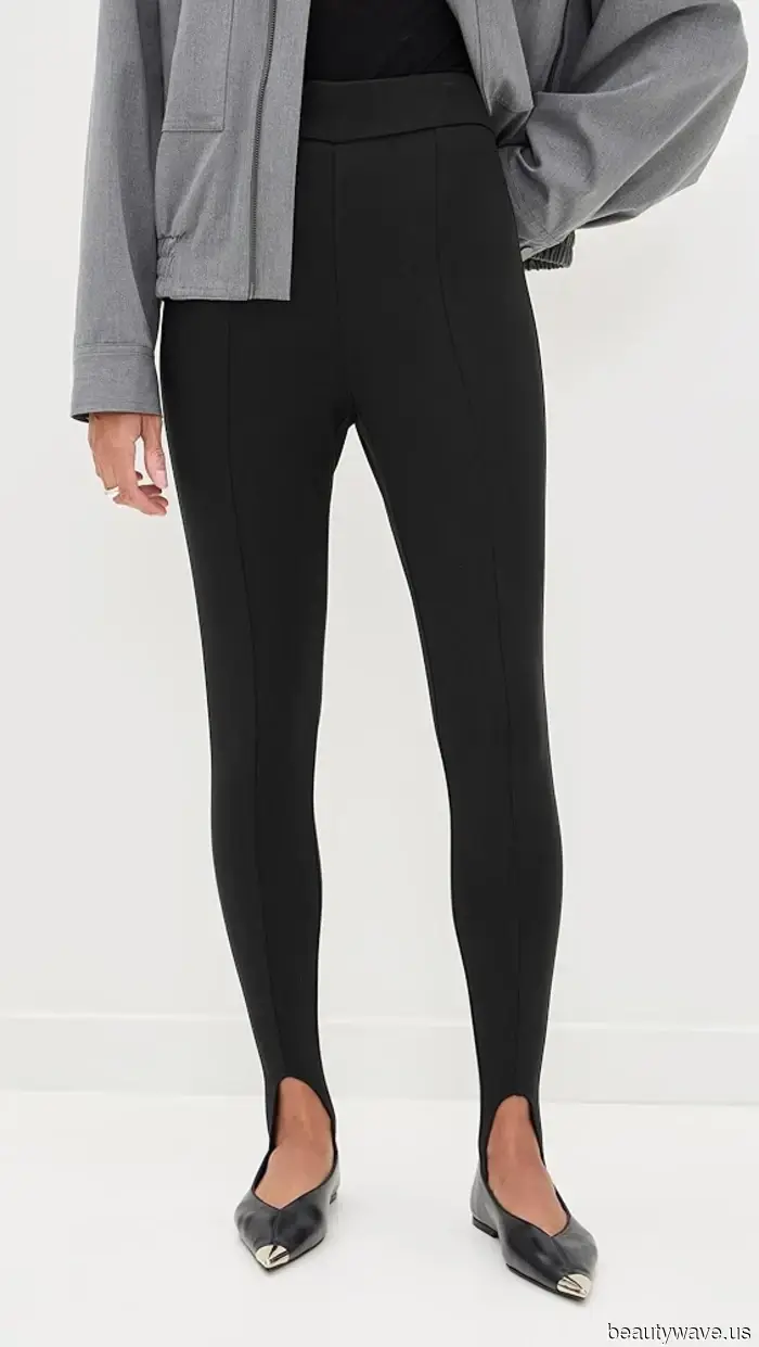 Während der Pariser Modewoche stylte jeder Leggings mit diesem Schuhtrend, und ich mache mir Notizen.