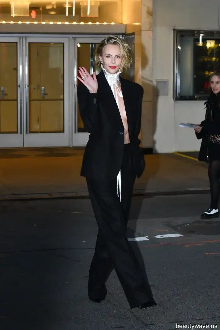 I’ll confess: Style for those over 50 makes minimalism appear more elegant.