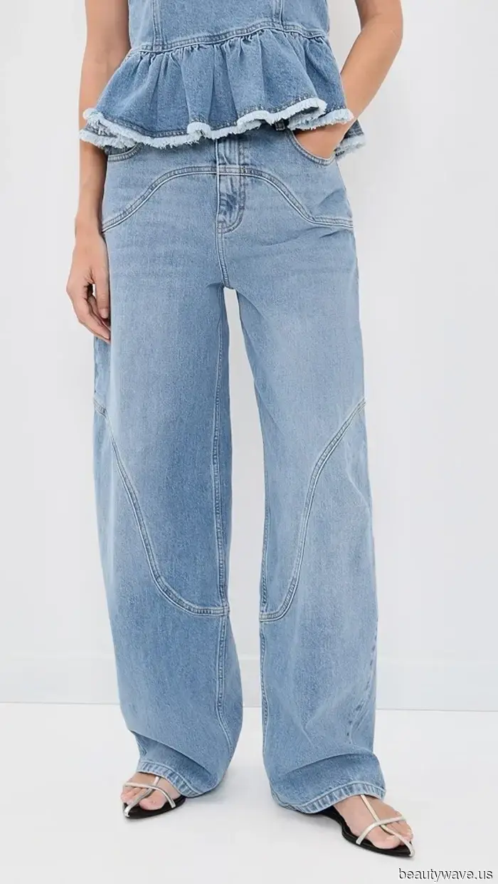 Da Parigi a New York, ecco come tutti i chic stanno abbinando i jeans quest'estate&nbsp;