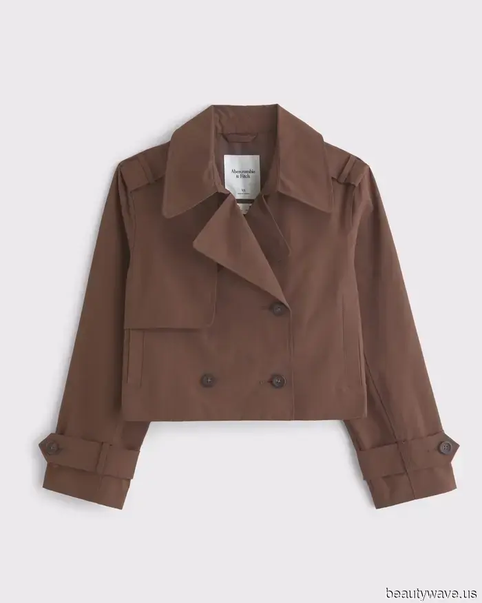 La mia amica mi ha chiesto cosa c'è di buono da Abercrombie RN&mdash;le ho inviato questi 31 pezzi in saldo chic anni '90.